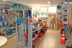 Ladengeschäft Manske Baumaschinen GmbH & Co. KG in Breitenfelde